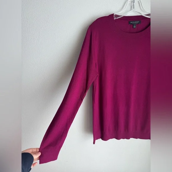 Banana Republic Silk Cashmere Wine Color Women's  Sweater - Picture 4 of 6